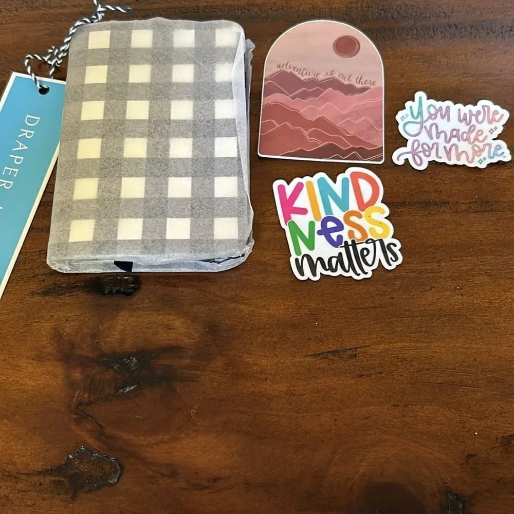 Draper James Mini Notebook NWT In Gingham Cor and 3 stickers